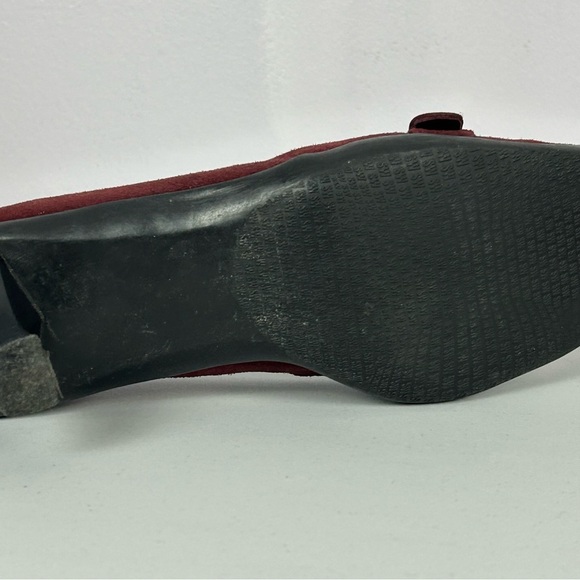 Stuart Weitzman Women’s Suede Kitten Heel Pump Size 9 - Picture 8 of 10